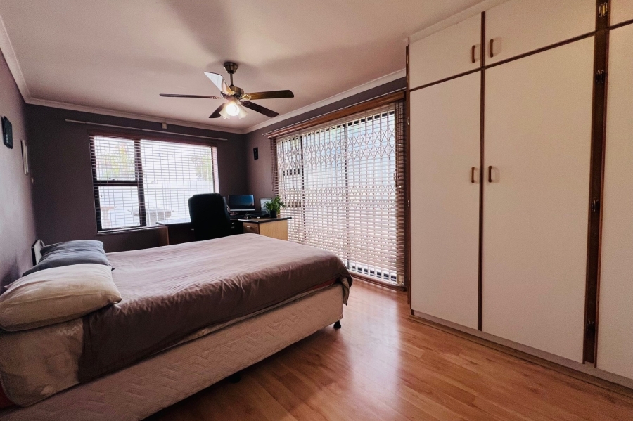 To Let 4 Bedroom Property for Rent in Parow Golf Course Western Cape